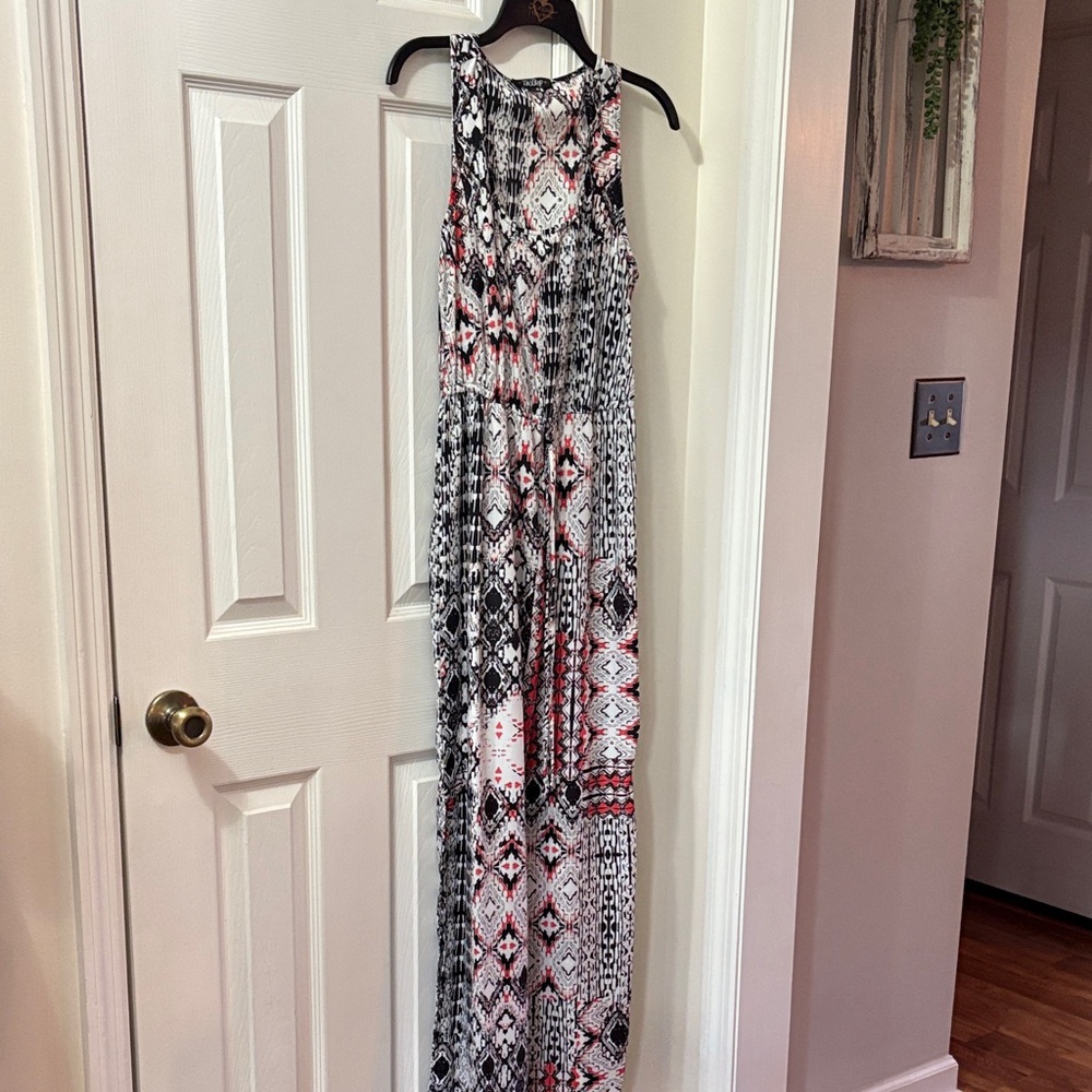 Sleeveless Geometric Maxi Dress